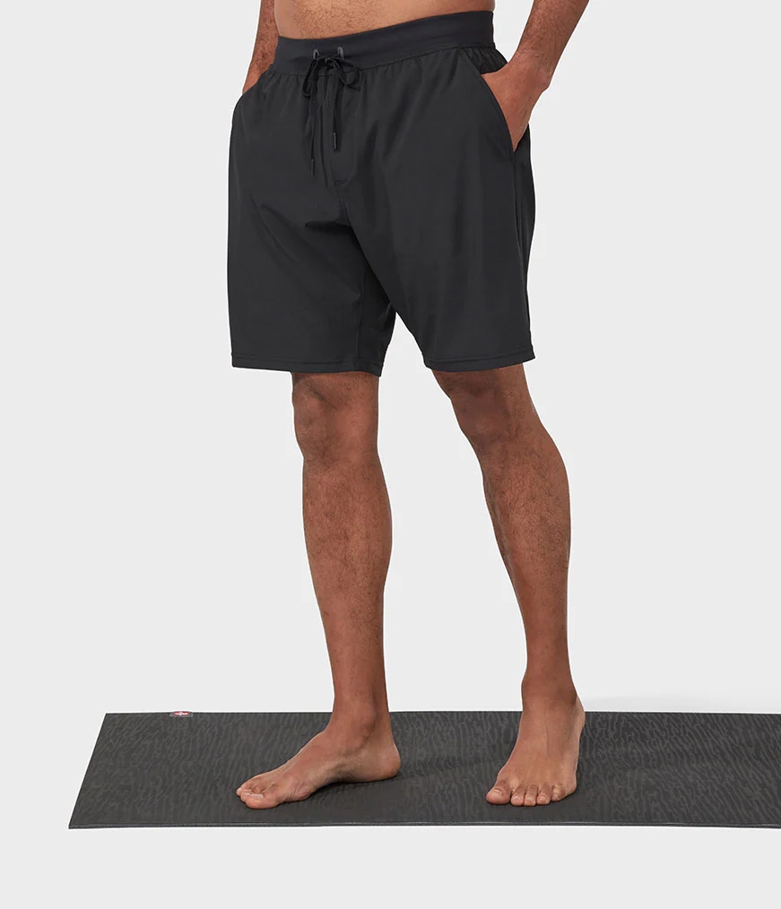 Men's Manduka AGILITY Shorts Black | 6305681